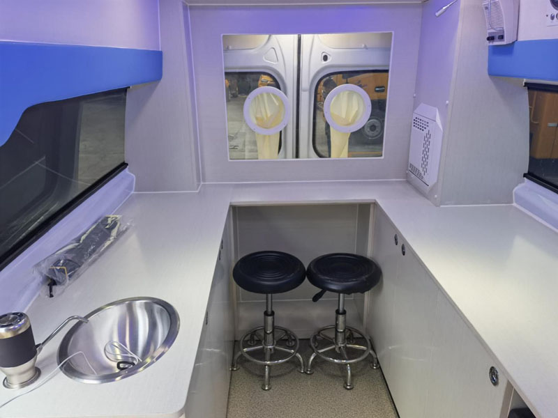 福特V362取樣檢測車(柴油)